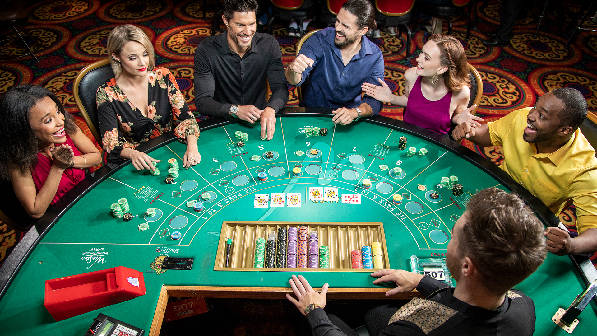 Ưu và nhược điểm khi tham gia nhóm kéo Baccarat 78Win